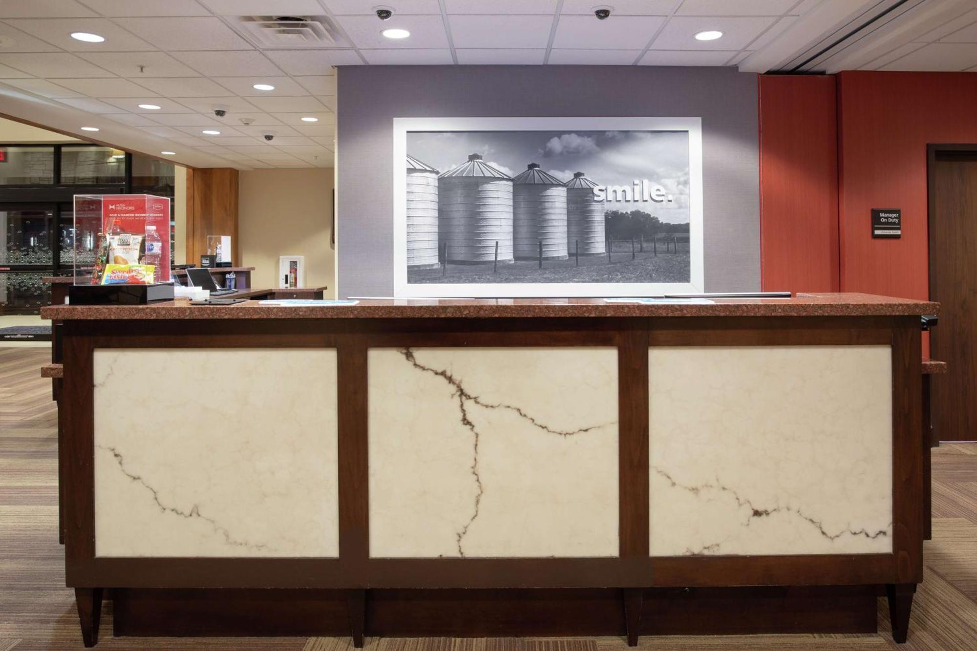 Hampton Inn & Suites I-35/Mulvane Buitenkant foto