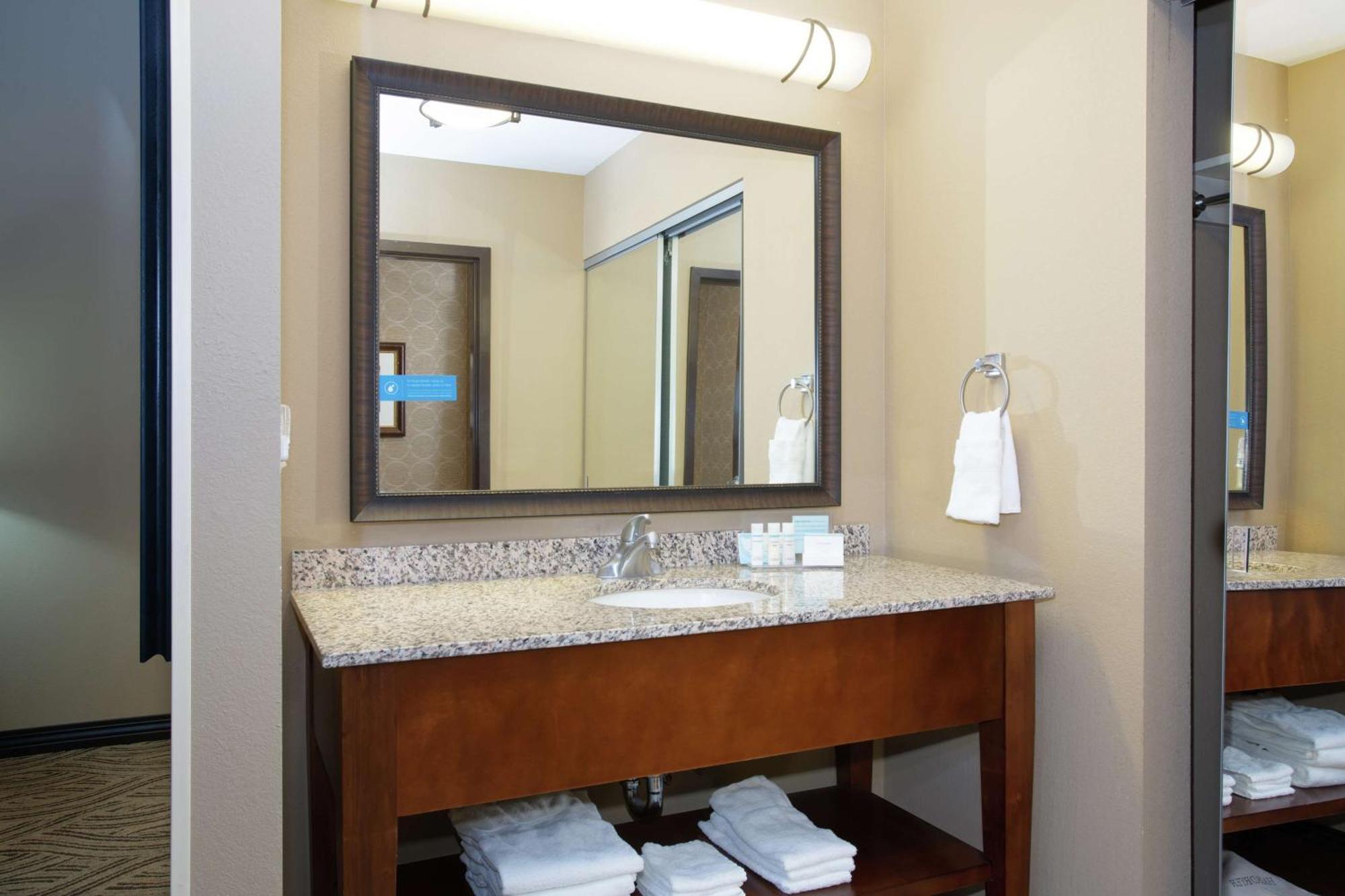 Hampton Inn & Suites I-35/Mulvane Buitenkant foto