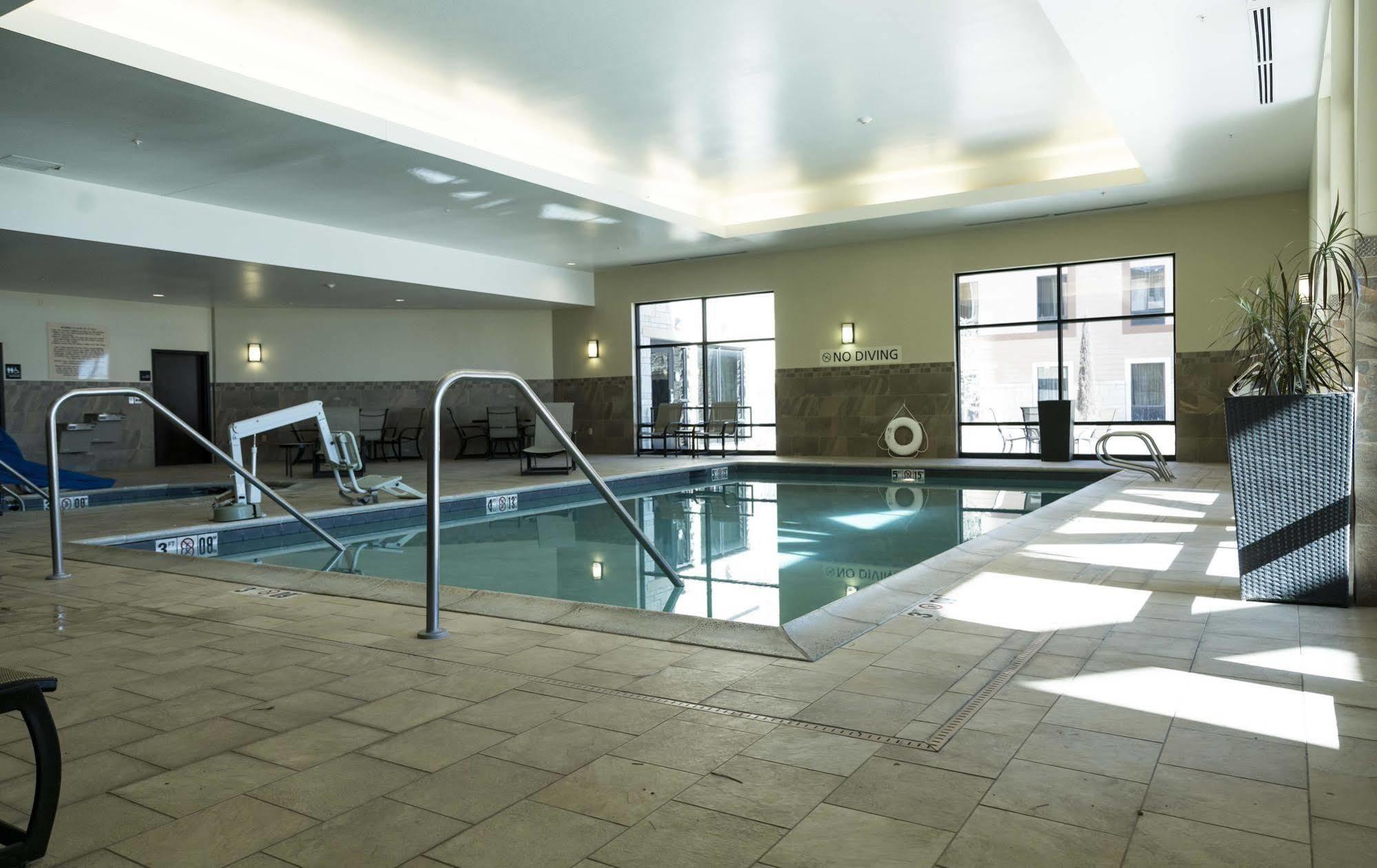 Hampton Inn & Suites I-35/Mulvane Buitenkant foto